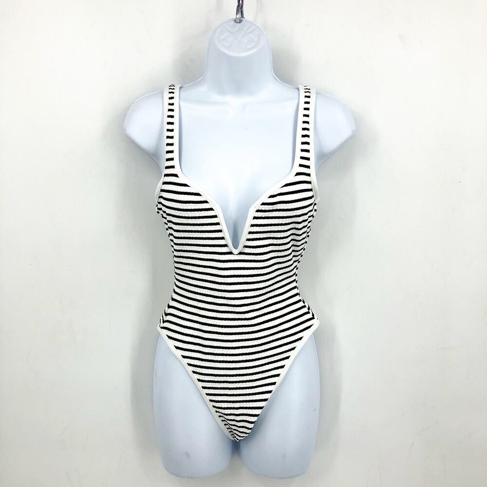L*SPACE Coco Classic One-Piece Swimsuit Small Black White Sail Along Stripe NWT - Picture 6 of 15